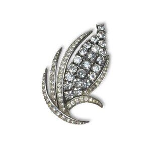 Vintage Crown Trifari Alfred Philippe Era Silvertone Crystal Brooch